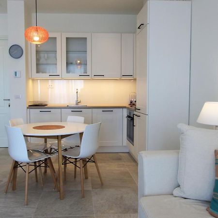 Lustica Bay Magnolia Apartment ติวัต ภายนอก รูปภาพ