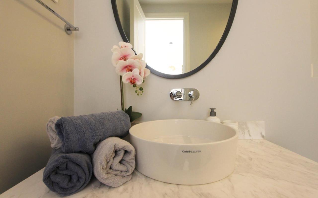 Lustica Bay Magnolia Apartment ติวัต ภายนอก รูปภาพ
