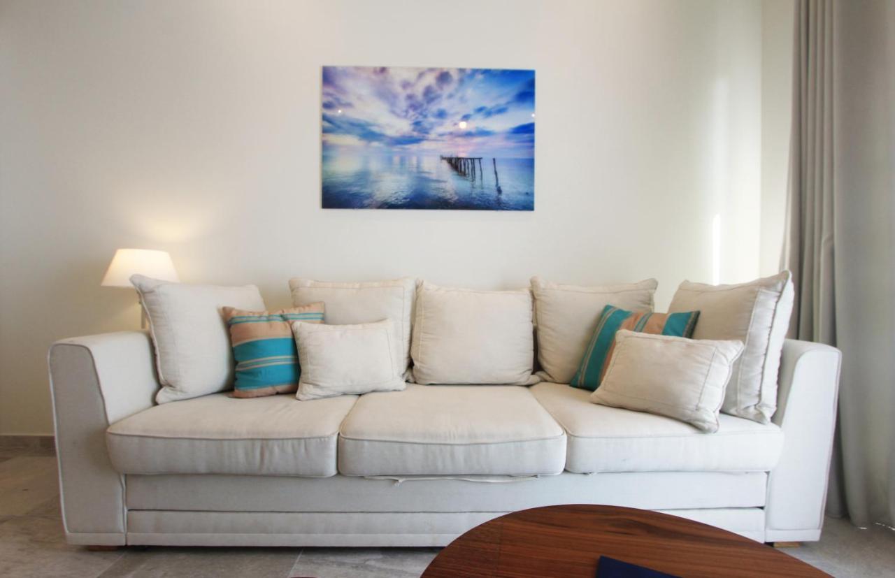 Lustica Bay Magnolia Apartment ติวัต ภายนอก รูปภาพ