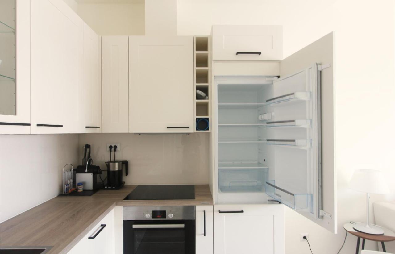 Lustica Bay Magnolia Apartment ติวัต ภายนอก รูปภาพ